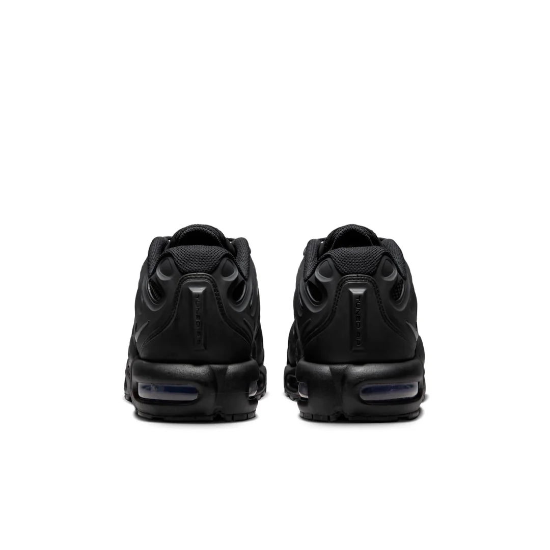 Nike Air Max Plus Drift 'Triple Black Carbon Fiber'